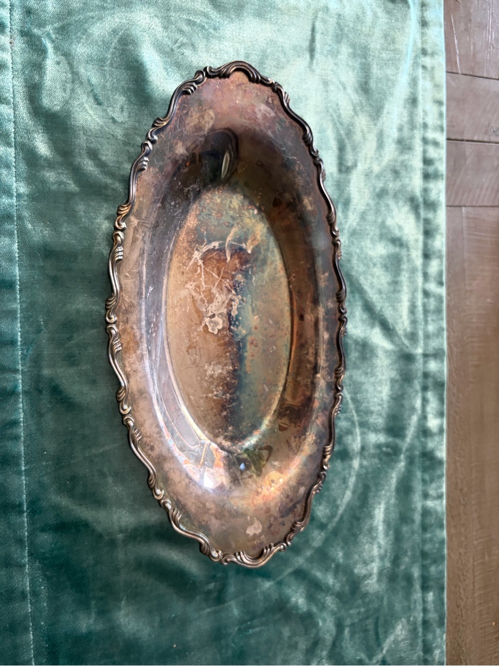 Antique-Style Decorative Serving Platter in Tarnished Silver plated